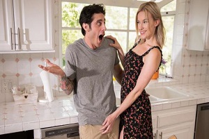 Lindsey Lakes – Blonde Widow Wants Her Stepsons Cock