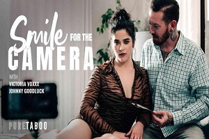 Victoria Voxxx – Smile For The Camera