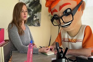 Annie King – Annie King Aces Her Job Interview with Porn Dude 12 Annie King – Annie King Aces Her Job Interview with Porn Dude
