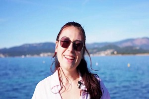 Mia – Mia, 24 years old, from Hyères!