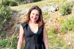 Lila – Lila, 35 years old, writing teacher in Arcachon!