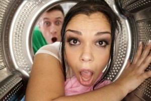 Bridgette B, Abella Danger, Nikky Dream, Sofia Lee & Kendra Sunderland – Sticky Situations! The Best Of Getting Stuck