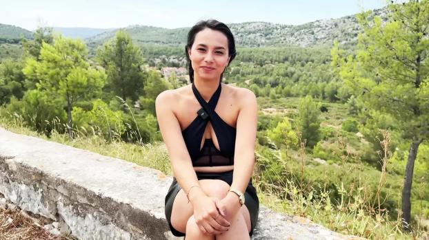 Lia – Lia, 28 years old, administrative manager in Toulouse!