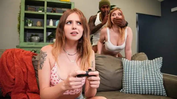 Harlow West & Lucy Foxx – Professional Cum Dodger