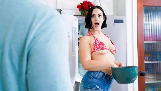 Lucy Lotus – My New Hot Neighbor – S49:E18