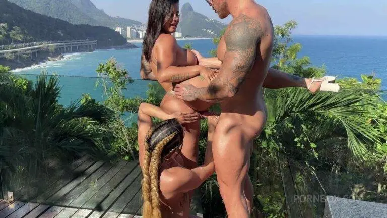 Pamella Makeup & Karen Feaz – 2 Brazilian MILFs Sucking Cum OnlyFans