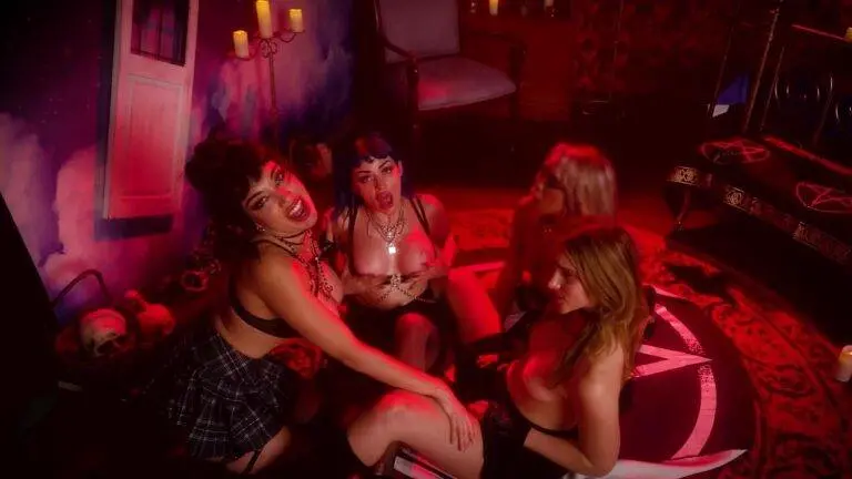 Jewelz Blu, Little Puck, Luna Luxe & Ophelia Fae – Devil Worshipping Orgy OnlyFans