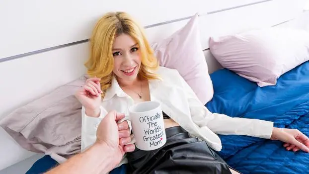 Anna Kovachenko – Stepmom Is Craving A Creampie – S8:E3