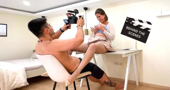 Lady Lyne – Distraction at work – BTS 10 Lady Lyne – Distraction at work – BTS