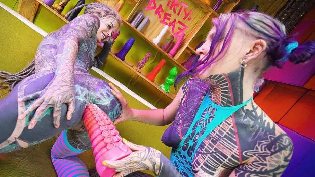 Anuskatzz & Serpienta – Inked Lesbians Toy Play & Penetration