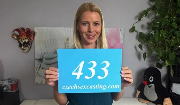 Lynna Nilsson – Blonde milf makes the most of a casting fuck – E433