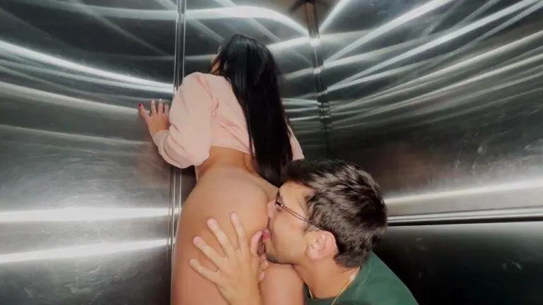 Alice Thunder – Slutty Latina Elevator Hookup After First Date With Max Fills OnlyFans Scene