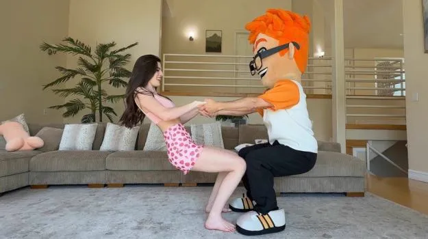 Fiona Frost – Naked Yoga with Fiona Frost and Porn Dude