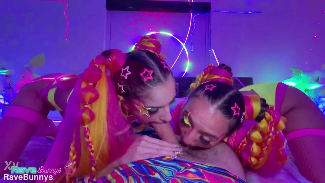 Sasha Tatcha & Madison Steal – The Spotlight With Their Seductive Moves OnlyFans Scene